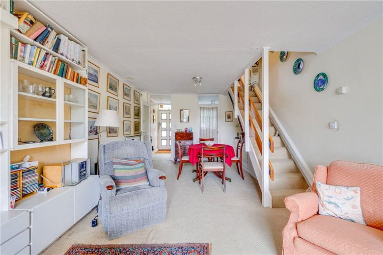 2 bedroom house, Rye Walk, London SW15 - Available