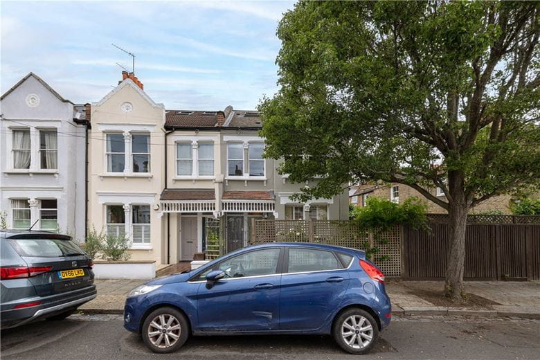 2 bedroom flat, Trentham Street, London SW18 - Sold STC
