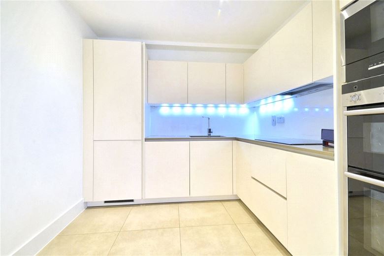 2 bedroom flat, Ireton House, 3 Stamford Square SW15 - Available