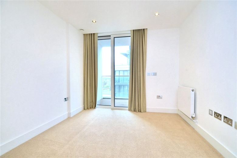 2 bedroom flat, Ireton House, 3 Stamford Square SW15 - Available