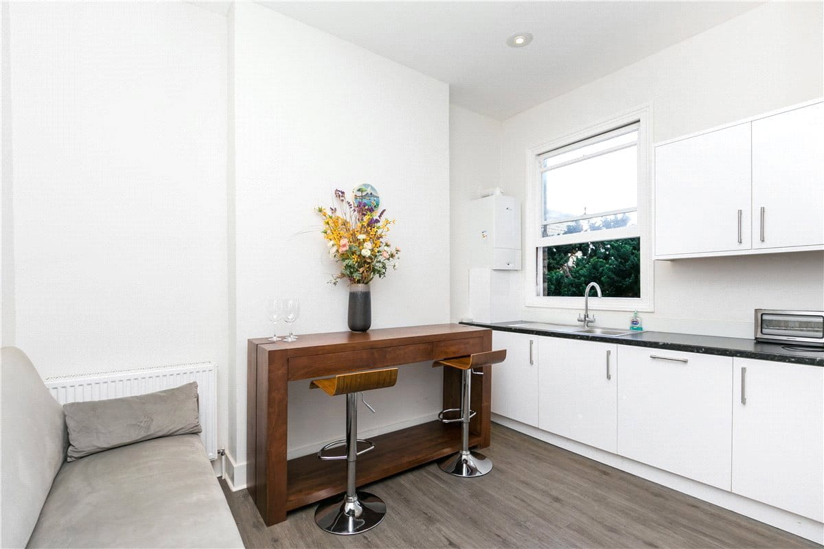 1 bedroom flat, Cromford Road, London SW18 - Sold STC