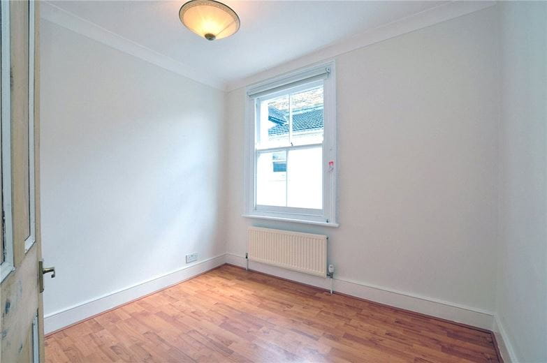 4 bedroom house, White Hart Lane, Barnes SW13 - Available