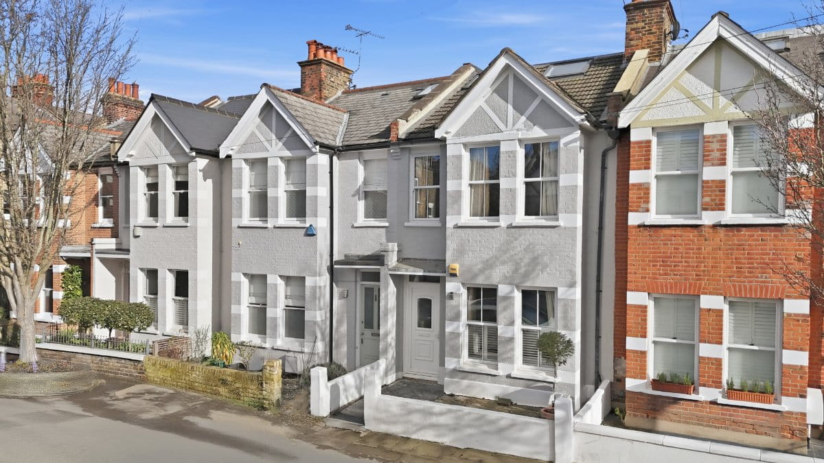 5 bedroom house, Second Avenue, London SW14 - Available
