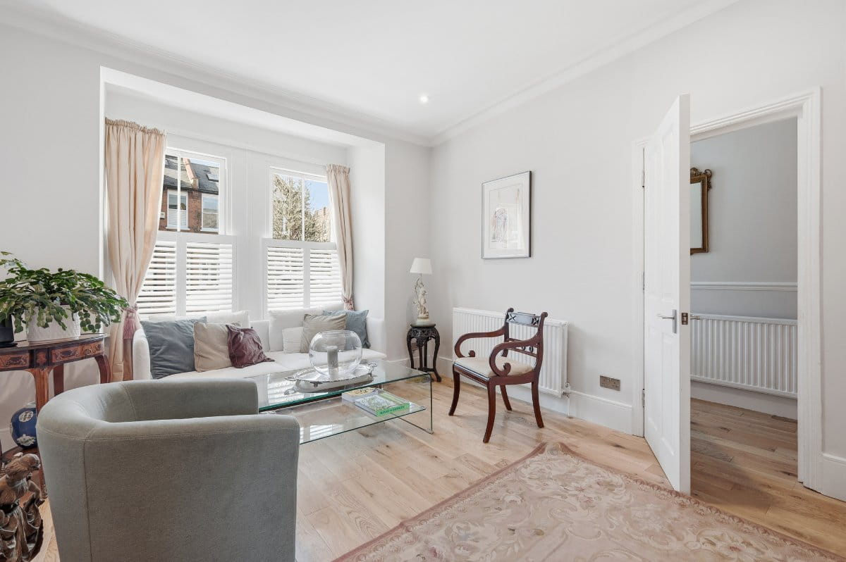 5 bedroom house, Second Avenue, London SW14 - Available
