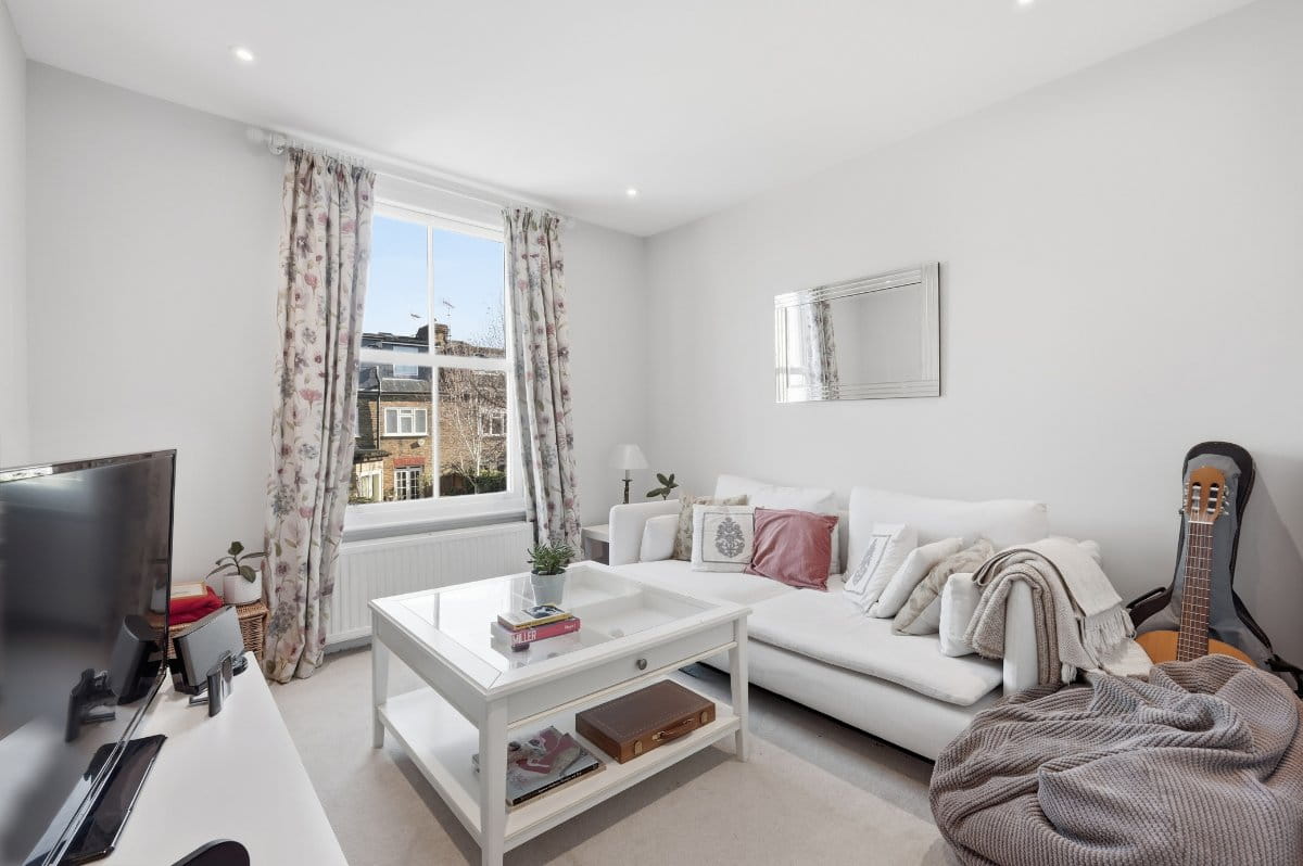 5 bedroom house, Second Avenue, London SW14 - Available