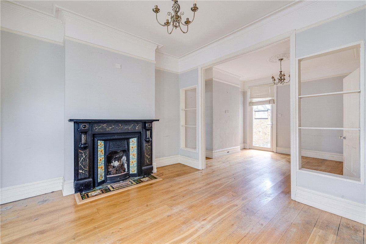 5 bedroom house, St. Albans Avenue, London W4 - Available