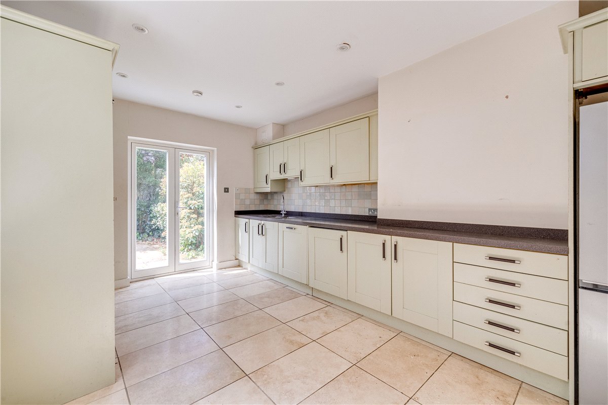 5 bedroom house, St. Albans Avenue, London W4 - Available