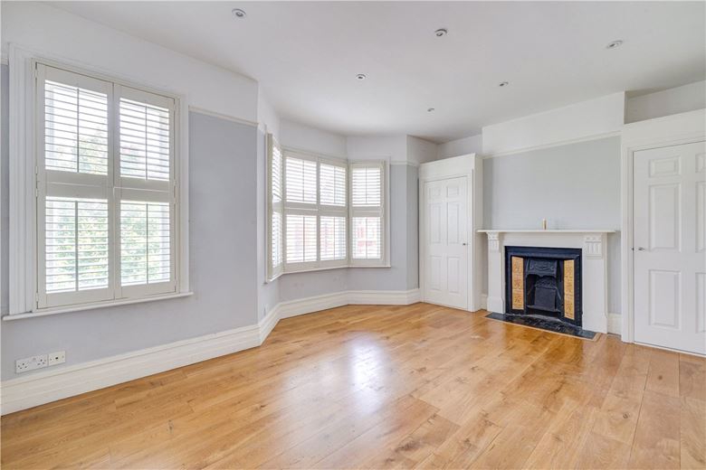 5 bedroom house, St. Albans Avenue, London W4 - Available