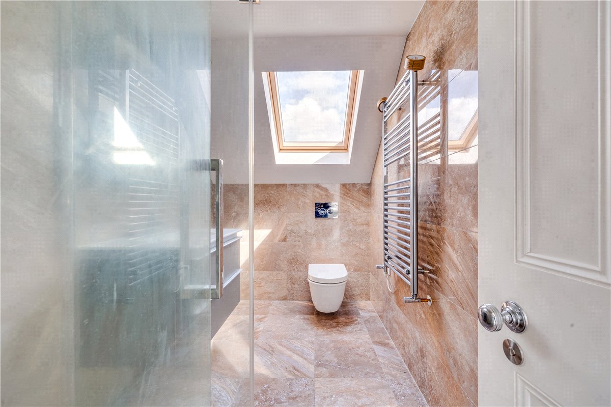 5 bedroom house, St. Albans Avenue, London W4 - Available