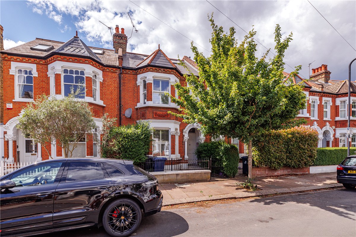 5 bedroom house, St. Albans Avenue, London W4 - Available