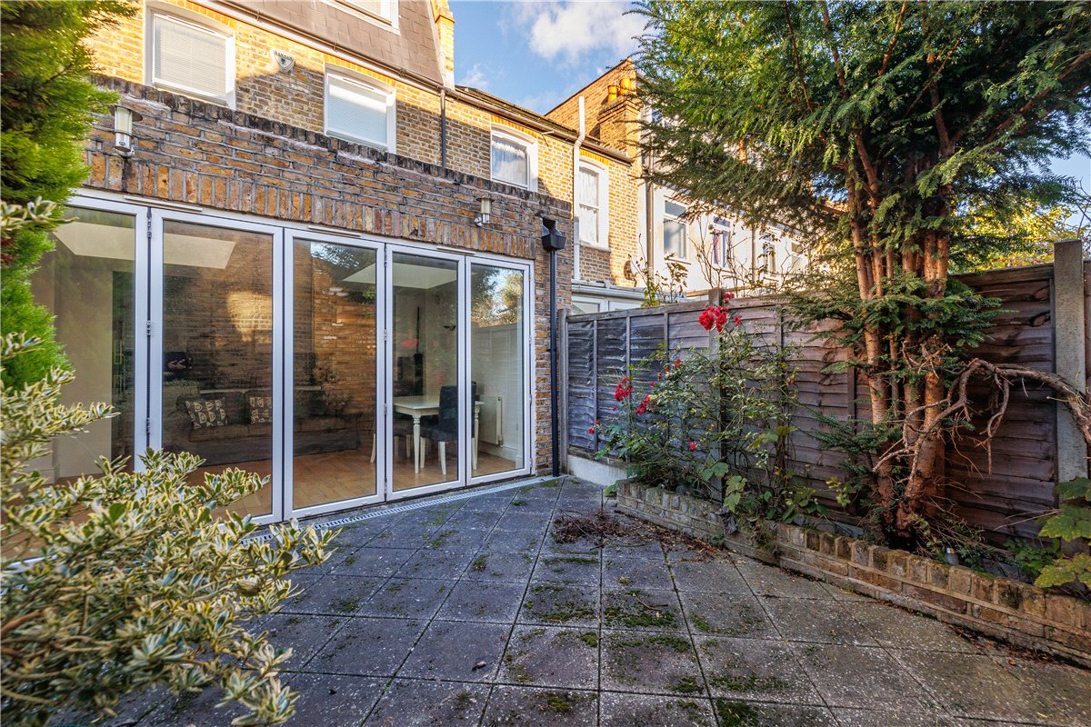 3 bedroom house, Brookwood Road, London SW18 - Sold