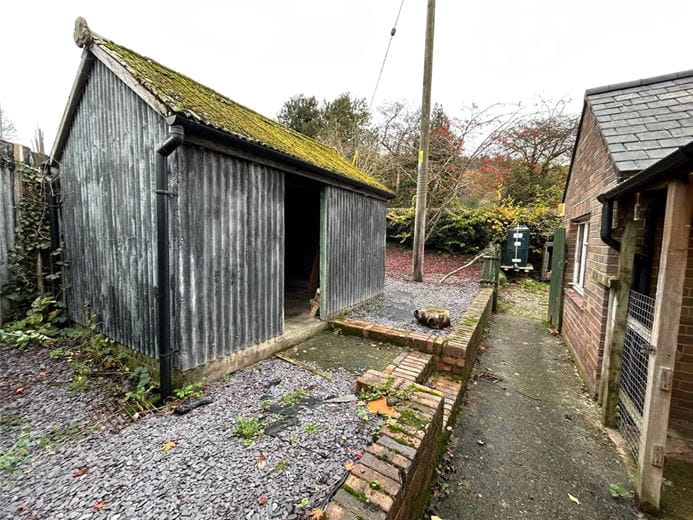 3 bedroom house, Llangedwyn, Oswestry SY10 - Available