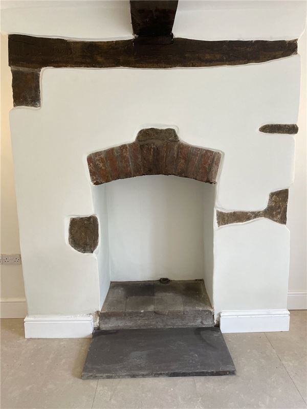 3 bedroom house, Wrexham Road, Pontblyddyn CH7 - Under Offer