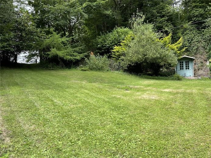 2 bedroom flat, Ffordd Pennant, Eglwysbach LL28 - Available