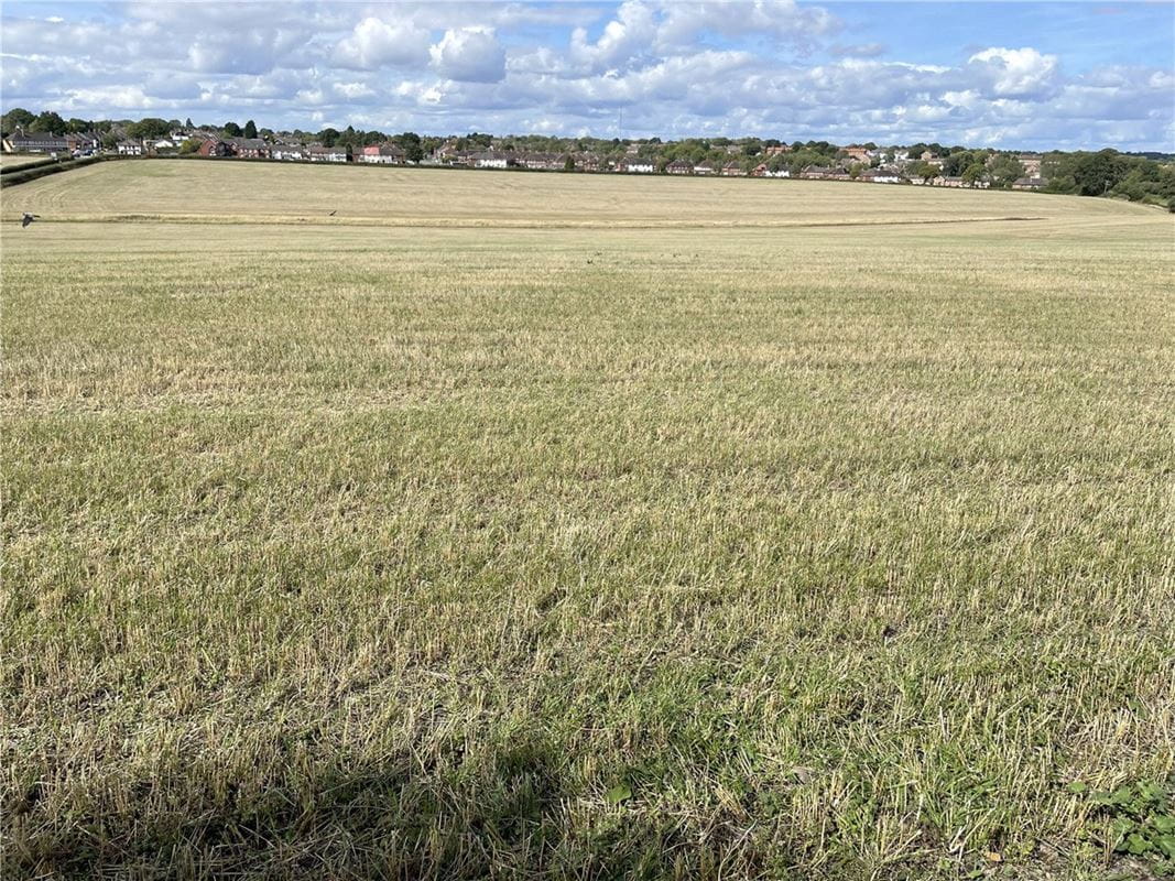  bedroom , Ox Leys Road, Sutton Coldfield B75 - Available