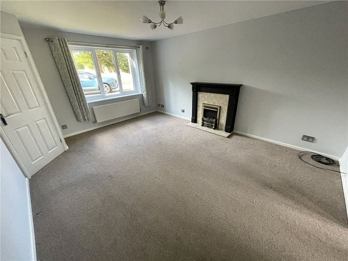 3 bedroom house, Leasows Park, Shawbury SY4 - Available