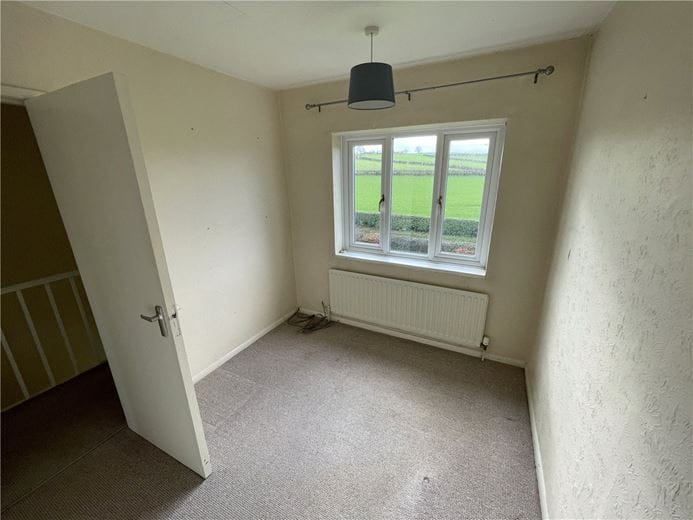 3 bedroom house, Rowton Avenue, Rowton SY5 - Available