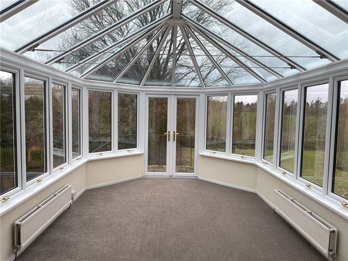 6 bedroom house, Gredington, Hanmer SY13 - Available