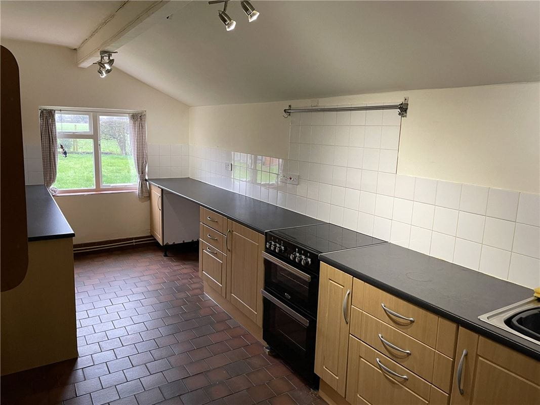 4 bedroom house, Halghton, Hanmer SY13 - Available