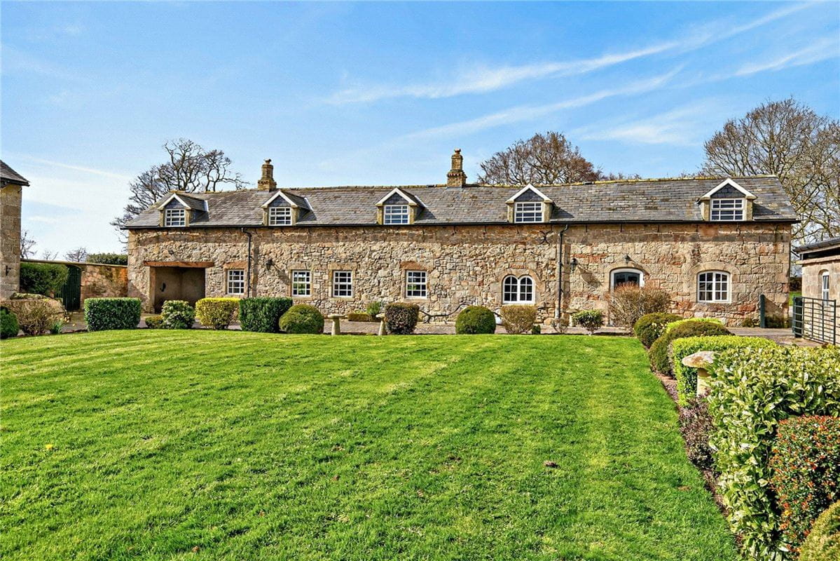 407 acres Country Estate, Weirbrook, West Felton SY11 - Available