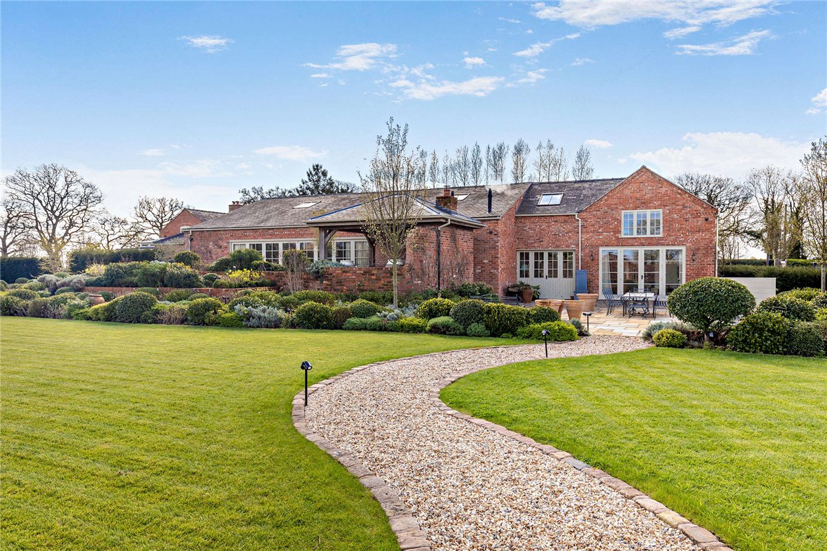  bedroom house, Faddiley, Nantwich CW5 - Available