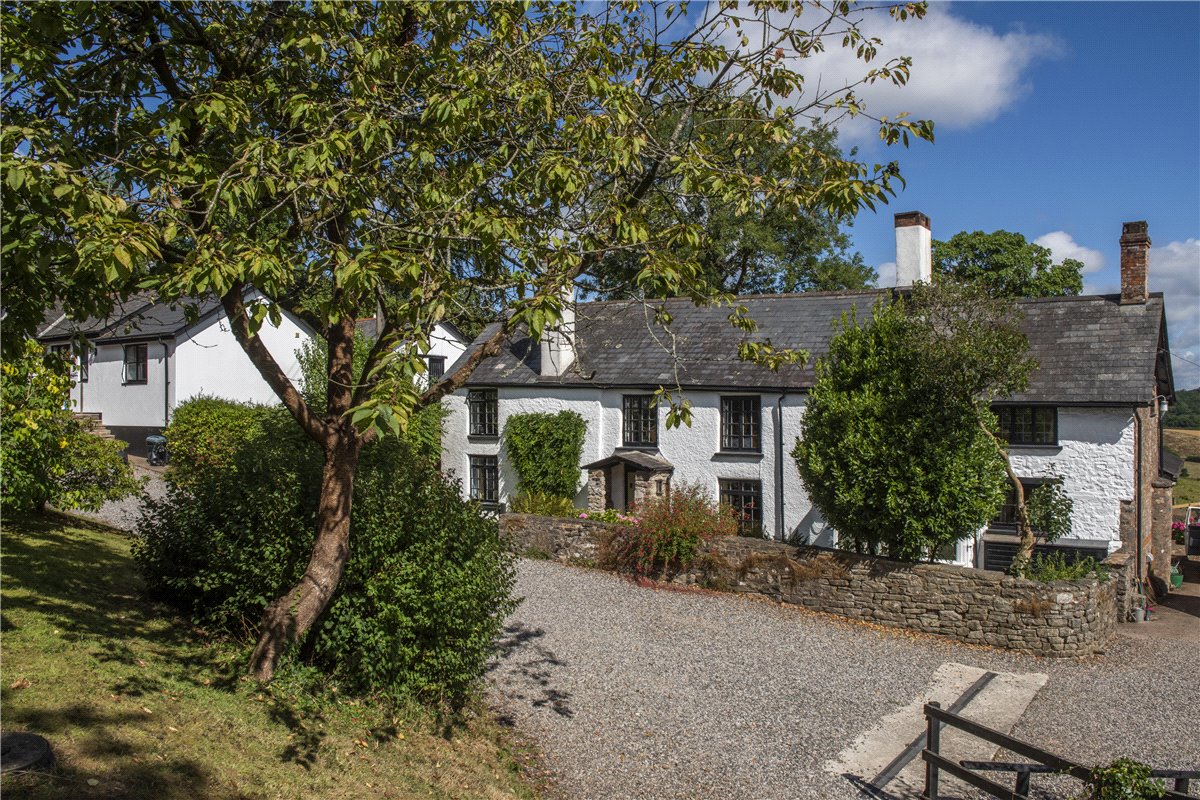  bedroom house, Huntsham, Tiverton EX16 - Available