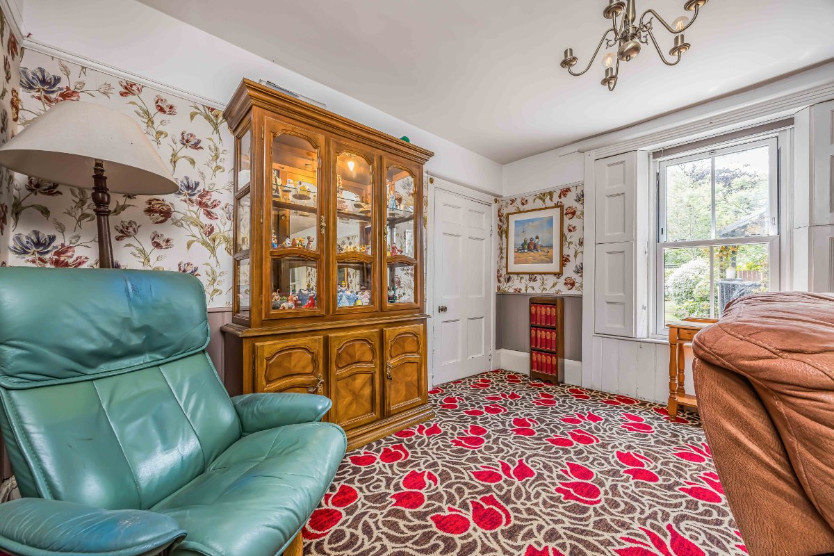 5 bedroom house, Hunston Mill House & Cottages, Selsey Road PO20 - Available