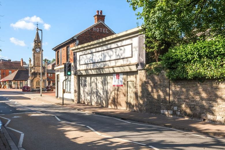 6 bedroom house, Blundells Road, Tiverton EX16 - Available