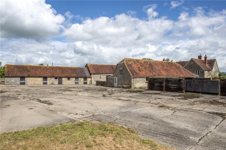  bedroom house, Moorside, Sturminster Newton DT10 - Available