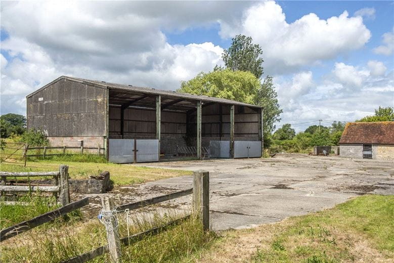  bedroom house, Moorside, Sturminster Newton DT10 - Available