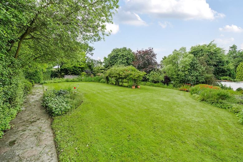 14 bedroom house, Landkey Road, Barnstaple EX32 - Available