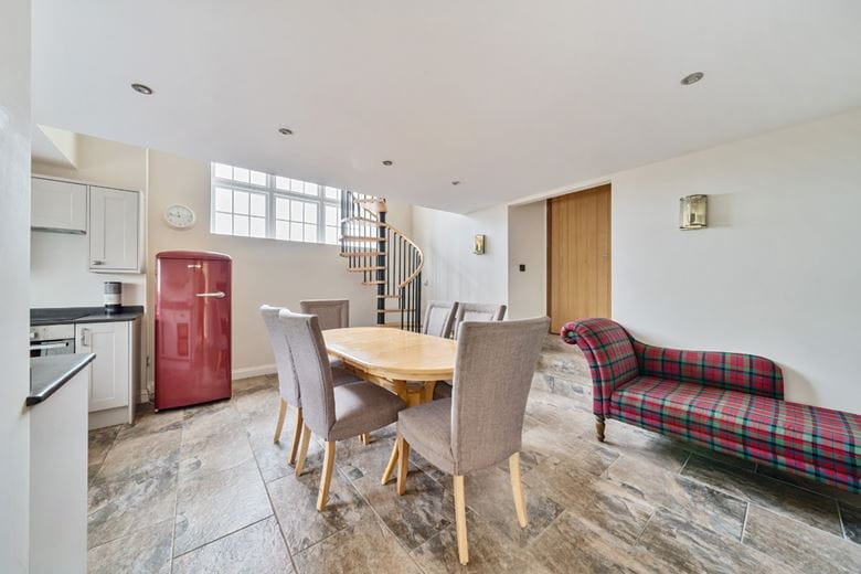 14 bedroom house, Landkey Road, Barnstaple EX32 - Available