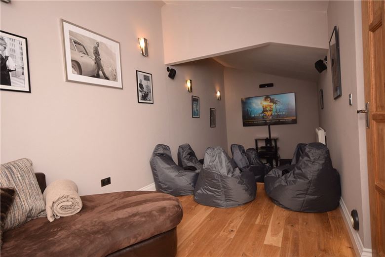 14 bedroom house, Landkey Road, Barnstaple EX32 - Available