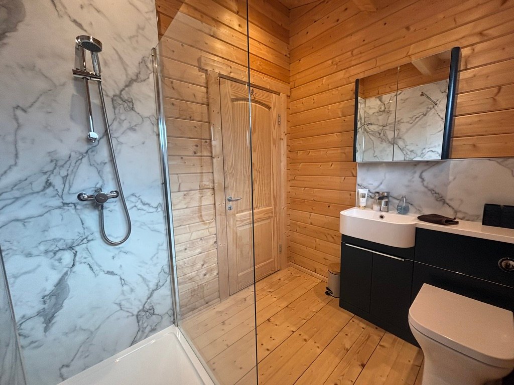 9 bedroom house, St. Weonards, Hereford HR2 - Available