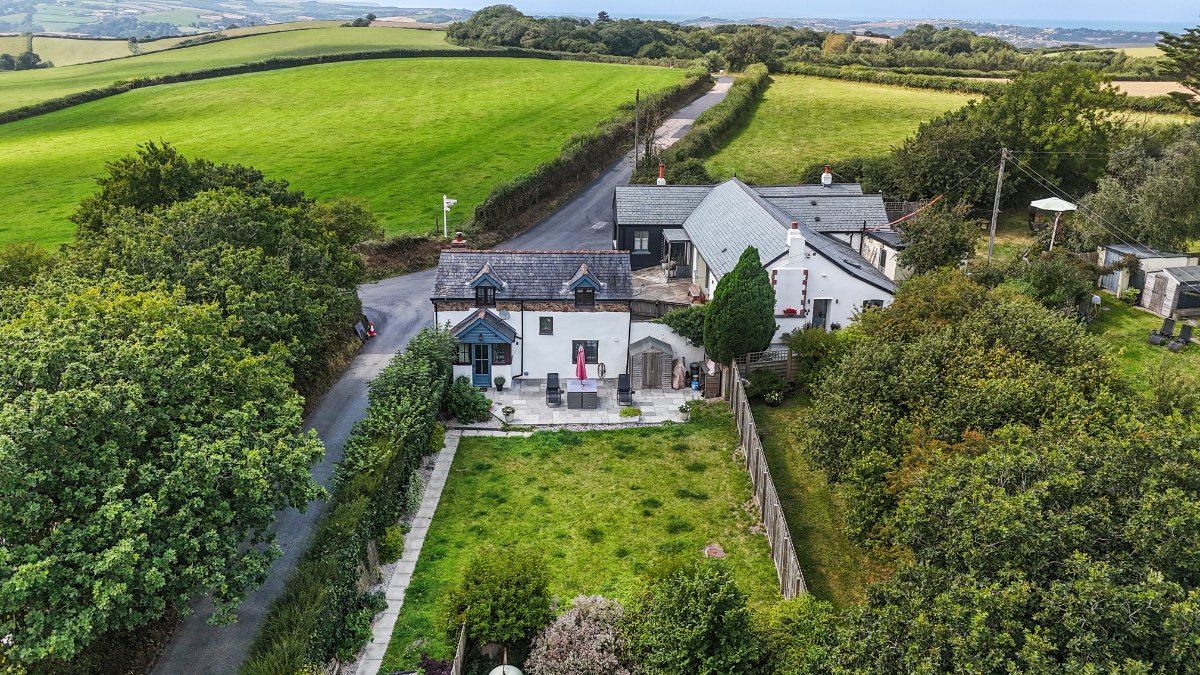  bedroom house, Gammaton, Bideford EX39 - Available