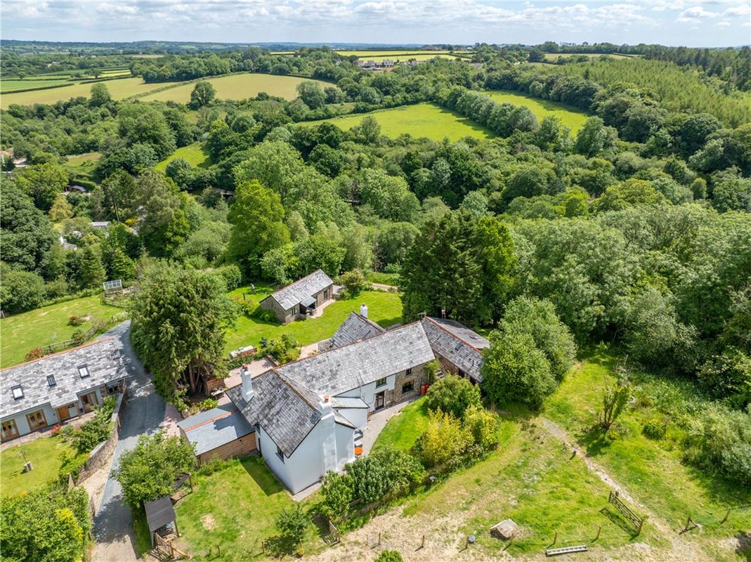 4 bedroom house, Cookbury Court, Cookbury EX22 - Available