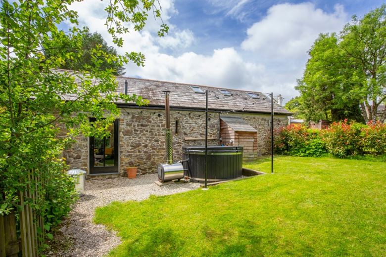 4 bedroom house, Cookbury Court, Cookbury EX22 - Available