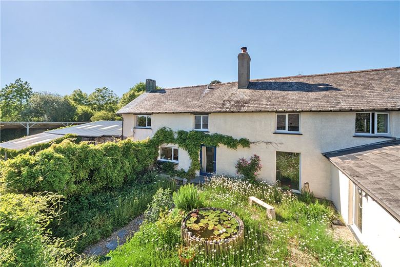 21.1 acres House, Winkleigh, Devon EX19 - Available
