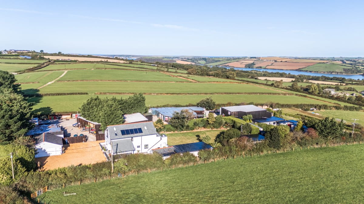 5 bedroom house, St. Breock, Wadebridge PL27 - Available