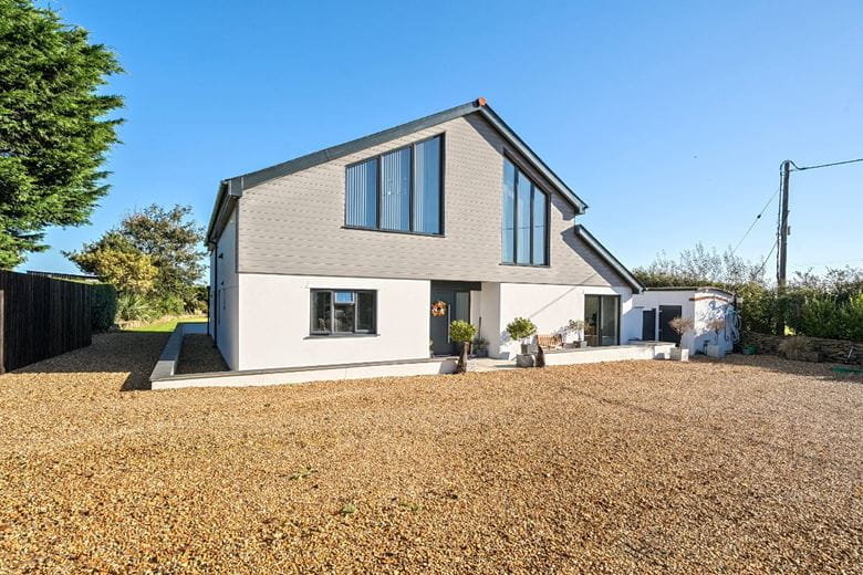 5 bedroom house, St. Breock, Wadebridge PL27 - Available