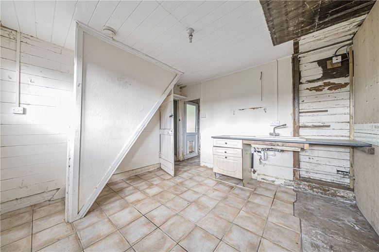  bedroom house, Thornfalcon, Taunton TA3 - Available