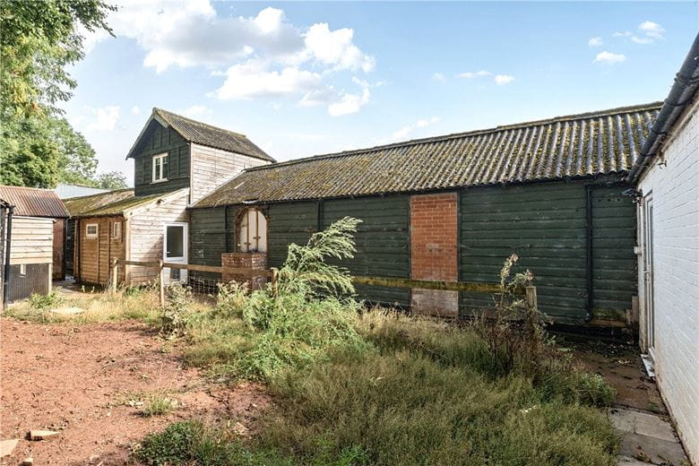  bedroom house, Thornfalcon, Taunton TA3 - Available