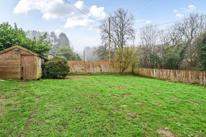 3 bedroom bungalow, Mendip Road, Stoke St. Michael BA3 - Available