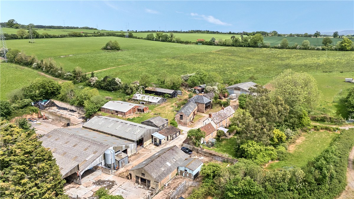 38.5 acres House, Hill Farm, West Monkton TA2 - Available