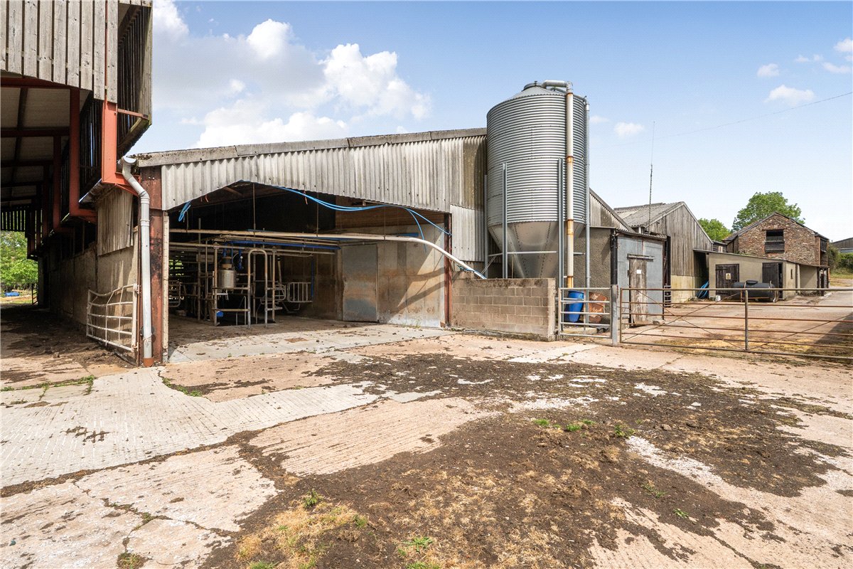 38.5 acres House, Hill Farm, West Monkton TA2 - Available