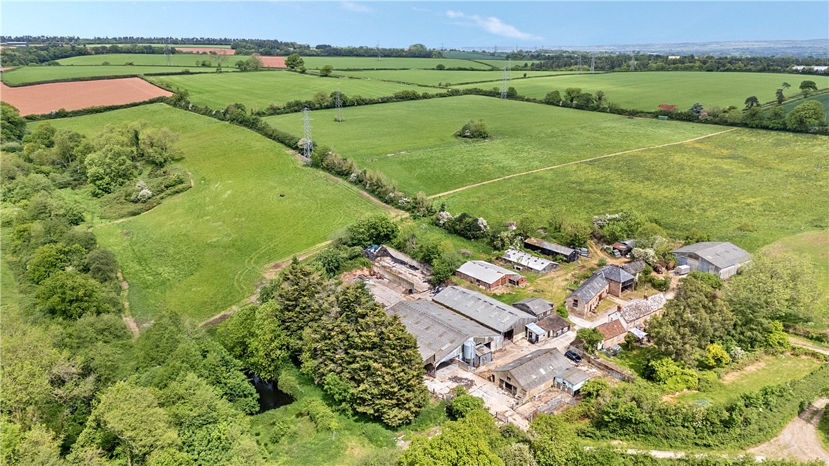 38.5 acres House, Hill Farm, West Monkton TA2 - Available