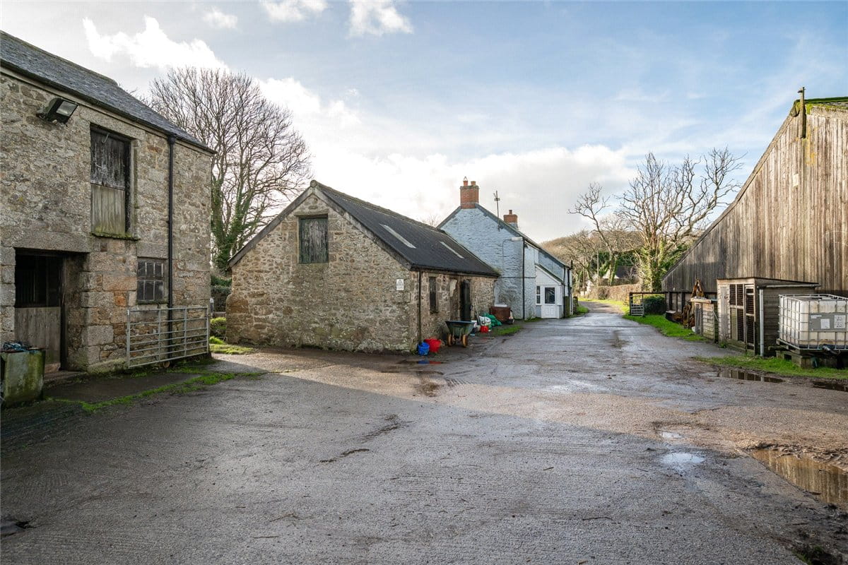 105 acres Farm, Praze, Camborne TR14 - Available