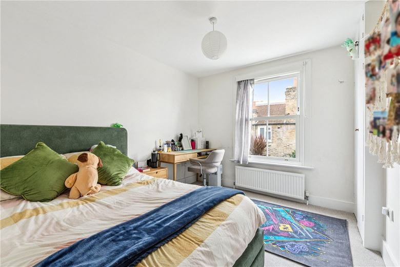 5 bedroom house, Cathles Road, London SW12 - Available