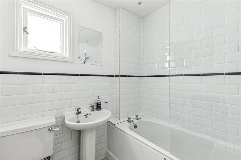 5 bedroom house, Cathles Road, London SW12 - Available