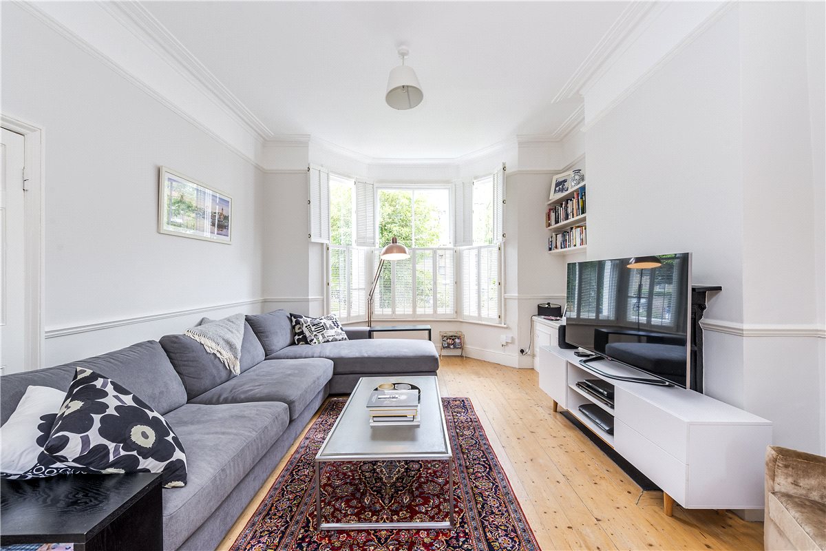 3 bedroom house, Nottingham Road, London SW17